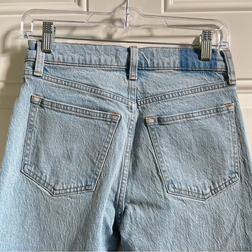A & F 90’s relaxed high rise straight leg jeans 26/2 - Picture 5 of 7